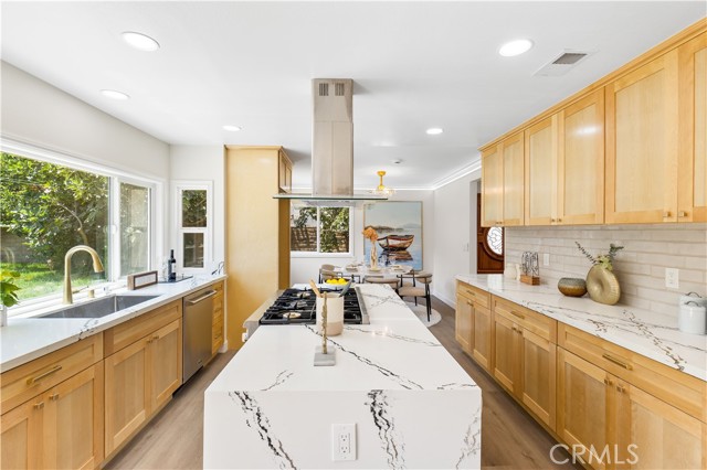 Detail Gallery Image 18 of 49 For 23328 Forest Canyon, Diamond Bar,  CA 91765 - 4 Beds | 4 Baths