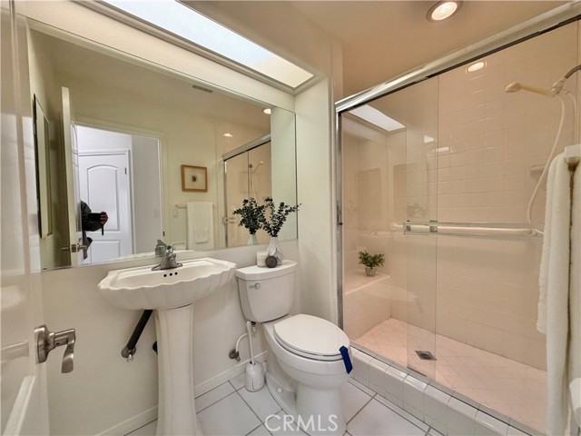 Detail Gallery Image 18 of 35 For 4489 Spencer #112,  Torrance,  CA 90503 - 4 Beds | 3 Baths