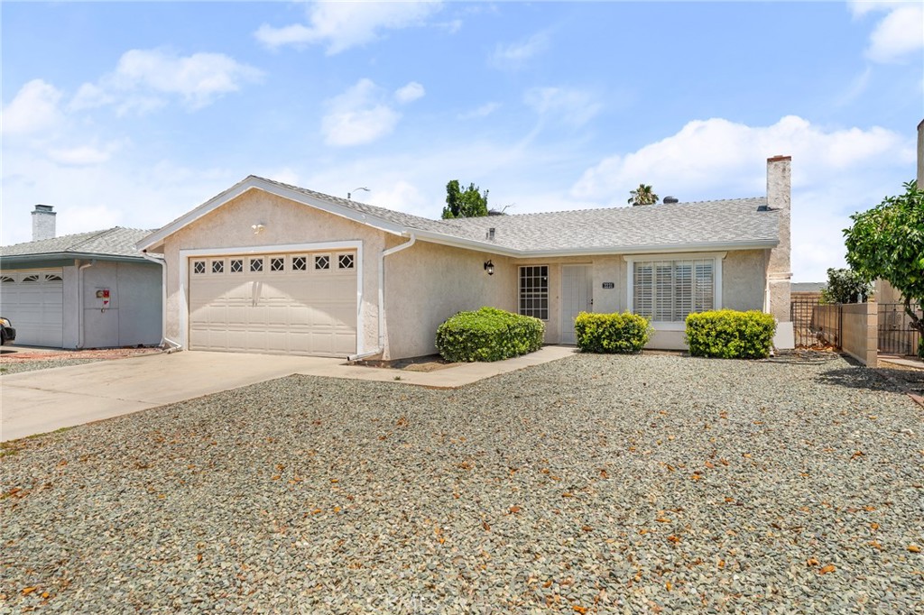 2231 El Rancho Circle