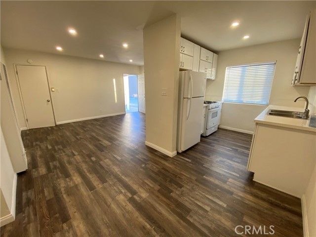 Detail Gallery Image 8 of 14 For 3729 W 190th St, Torrance,  CA 90504 - 1 Beds | 1 Baths