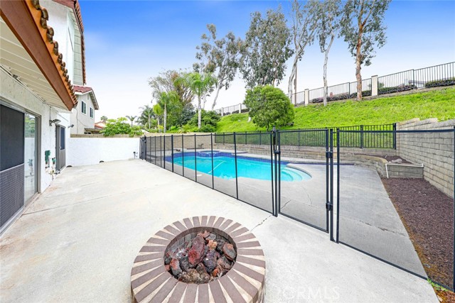 Detail Gallery Image 30 of 32 For 6720 E Swarthmore Dr, Anaheim Hills,  CA 92807 - 4 Beds | 3 Baths