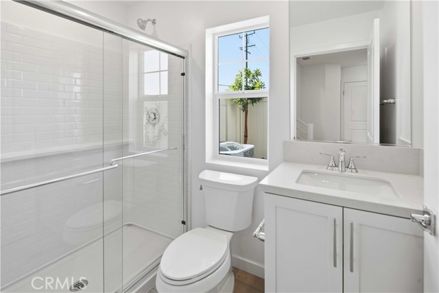 Detail Gallery Image 10 of 33 For 2513 Iconic St, South El Monte,  CA 91733 - 4 Beds | 3/1 Baths