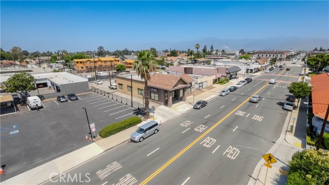 Image 6 of 14 For 215 Citrus Avenue