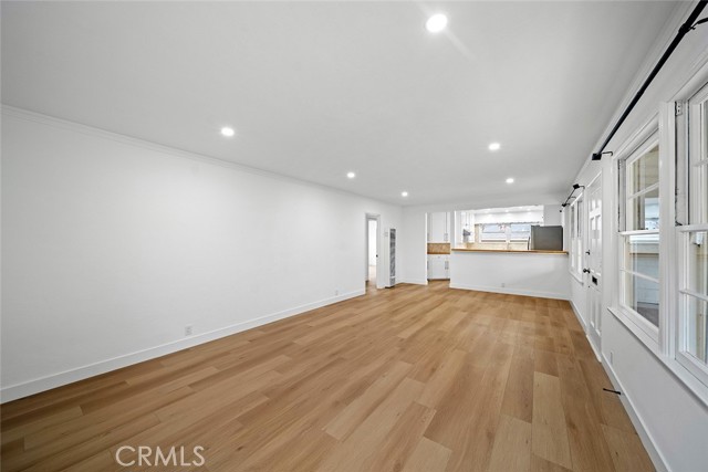 795 Saint Anns Drive, Laguna Beach CA: https://media.crmls.org/medias/fb6ee962-aa90-471f-870c-24472c62c330.jpg
