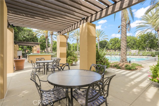 18 New Season, Irvine CA: https://media.crmls.org/medias/fb6ef2cf-2042-40de-8b8a-9e0c921c3f1e.jpg