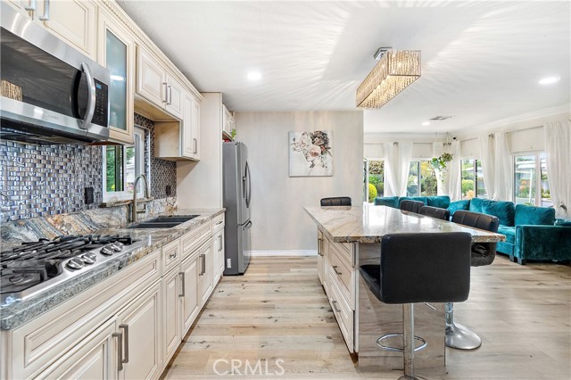 8200 BOLSA AVE, Midway City CA: https://media.crmls.org/medias/fb700427-3591-422b-aa37-da9d126b0002.jpg