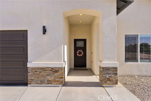 Detail Gallery Image 5 of 46 For 14812 Crofton, Helendale,  CA 92342 - 4 Beds | 2 Baths