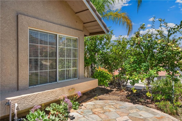 Detail Gallery Image 2 of 42 For 34175 Shaded Meadow Cir, Wildomar,  CA 92595 - 3 Beds | 2/1 Baths