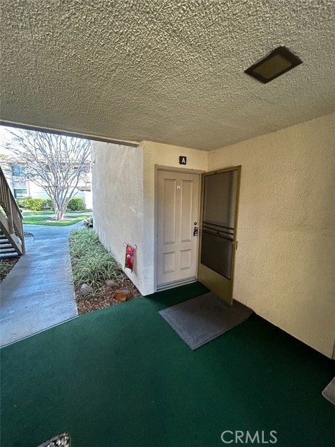 Detail Gallery Image 3 of 32 For 13515 Avenida Santa Tecla 210a,  La Mirada,  CA 90638 - 2 Beds | 2 Baths