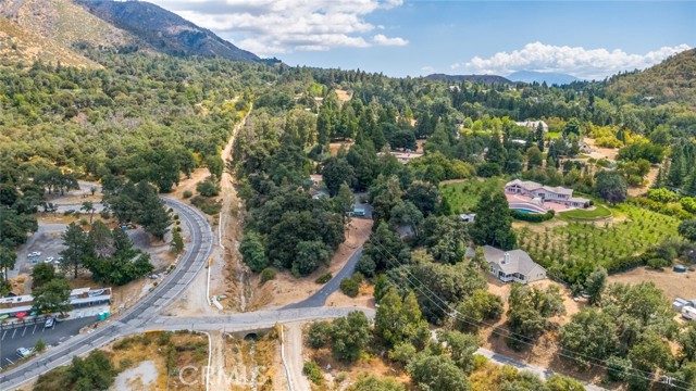 Image 58 of 66 For 39065 Oak Glen Road