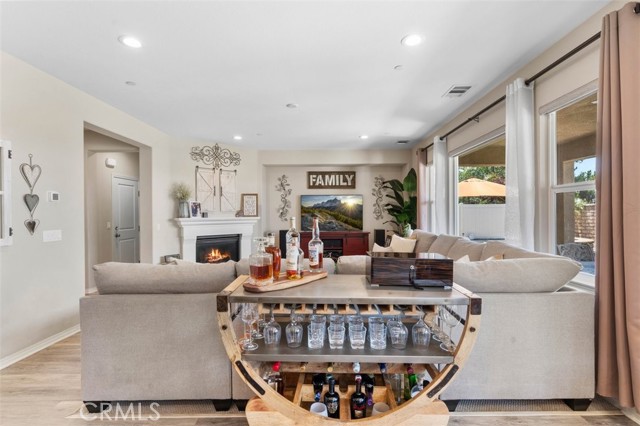 35403 Laurel Tree Court, Winchester CA: https://media.crmls.org/medias/fb757cf0-8bfb-46d3-ab0c-7352bc36b1e6.jpg