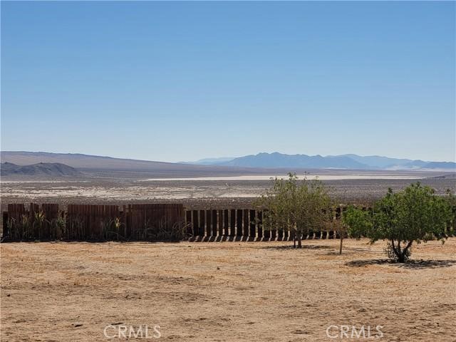 Detail Gallery Image 1 of 8 For 42480 Buckeye Ln, Lucerne Valley,  CA 92356 - 2 Beds | 2 Baths