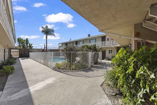 Detail Gallery Image 38 of 75 For 921 S Park Cir #4,  Anaheim,  CA 92804 - 2 Beds | 1 Baths