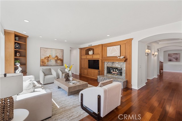 Detail Gallery Image 17 of 66 For 16 Spring Grv, Irvine,  CA 92620 - 5 Beds | 3/1 Baths