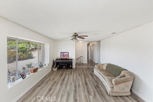 20061 Lounsberry Road, Perris CA: https://media.crmls.org/medias/fb76ee8c-6845-45dd-87e4-711accf2c145.jpg