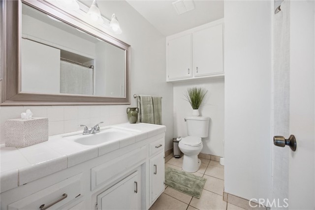 Detail Gallery Image 35 of 46 For 2505 Courtleigh, Bakersfield,  CA 93309 - 3 Beds | 2 Baths