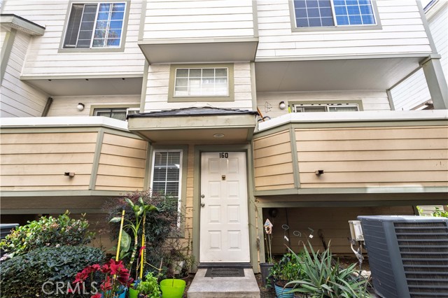 Front Image Thumbnail for CRSR26066416