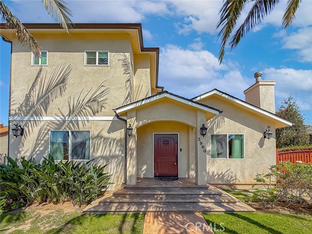 Detail Gallery Image 3 of 58 For 5960 Balcom, Encino,  CA 91316 - 4 Beds | 4 Baths