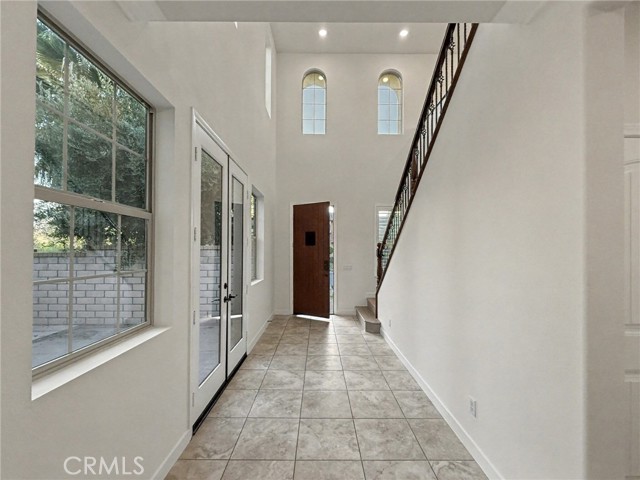 Detail Gallery Image 2 of 26 For 7662 Cabrillo, Corona,  CA 92880 - 5 Beds | 3/1 Baths