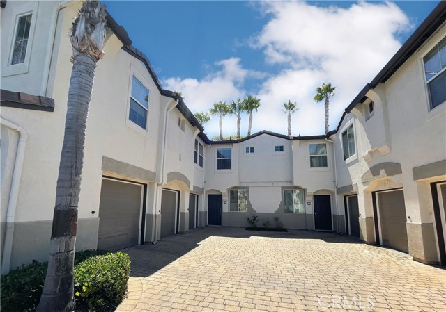 Detail Gallery Image 1 of 7 For 39304 Flamingo #C,  Murrieta,  CA 92563 - 2 Beds | 2/1 Baths