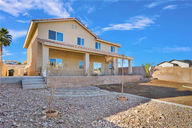 Detail Gallery Image 37 of 46 For 13175 Autumn Leaves Ave, Victorville,  CA 92395 - 5 Beds | 3 Baths