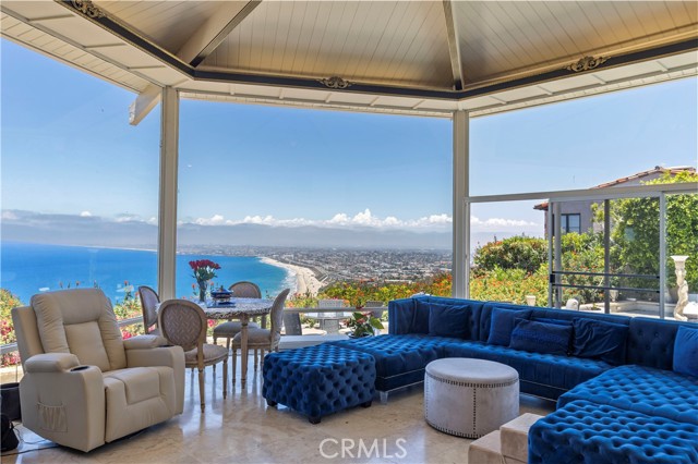 Detail Gallery Image 10 of 44 For 781 via Somonte, Palos Verdes Estates,  CA 90274 - 2 Beds | 3 Baths