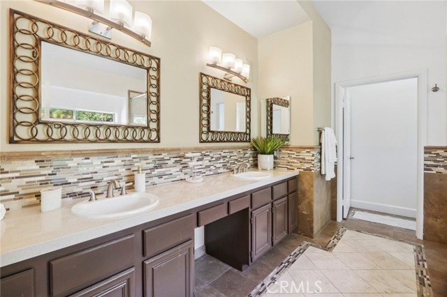 22501 Marilla Street photo 32