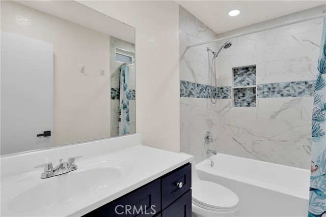 Detail Gallery Image 20 of 47 For 15505 via Cartagena St, Hesperia,  CA 92345 - 3 Beds | 2 Baths