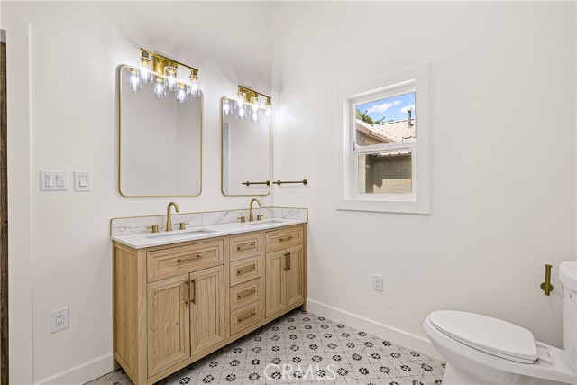 Detail Gallery Image 34 of 40 For 708 Johnson St, Red Bluff,  CA 96080 - 4 Beds | 2 Baths