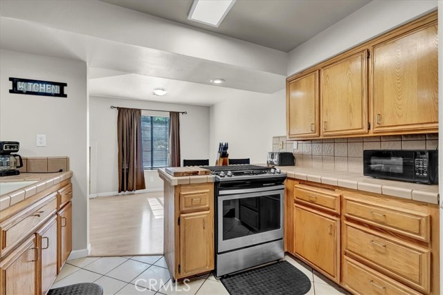 Detail Gallery Image 12 of 43 For 915 Moran Ct, Paso Robles,  CA 93446 - 3 Beds | 2 Baths