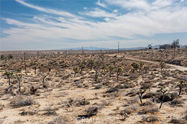 Detail Gallery Image 15 of 15 For 55625 Luna Vista Ln, Yucca Valley,  CA 92284 - – Beds | – Baths