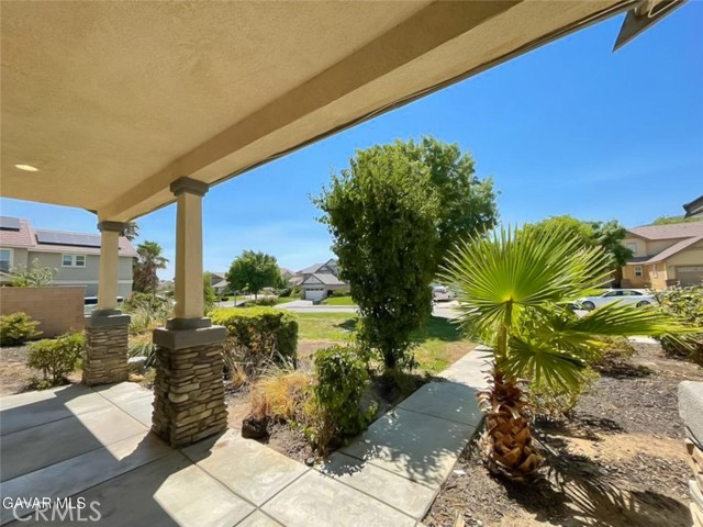 Detail Gallery Image 3 of 46 For 6727 Miramar, Palmdale,  CA 93551 - 5 Beds | 2/1 Baths