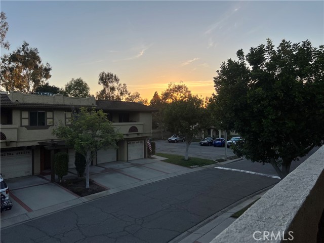 Detail Gallery Image 10 of 23 For 25245 Tanoak Ln, Lake Forest,  CA 92630 - 2 Beds | 2 Baths