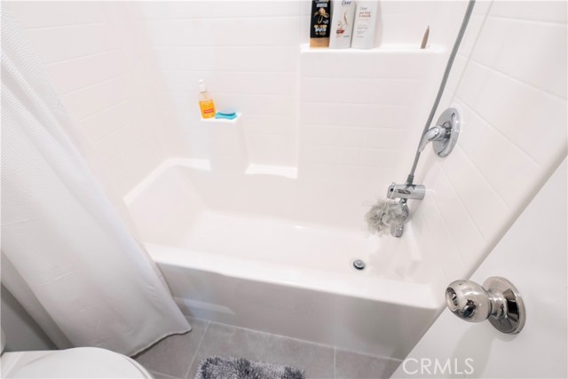 Detail Gallery Image 24 of 69 For 16657 Snowdrop Ln #2,  Fontana,  CA 92336 - 4 Beds | 3 Baths