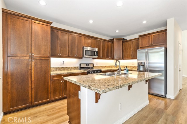 Detail Gallery Image 14 of 50 For 24955 Coral Canyon Rd, Corona,  CA 92883 - 3 Beds | 3 Baths
