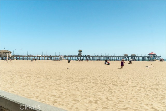 Detail Gallery Image 49 of 57 For 11717 Garden Grove Bld, Garden Grove,  CA 92843 - 3 Beds | 2/1 Baths