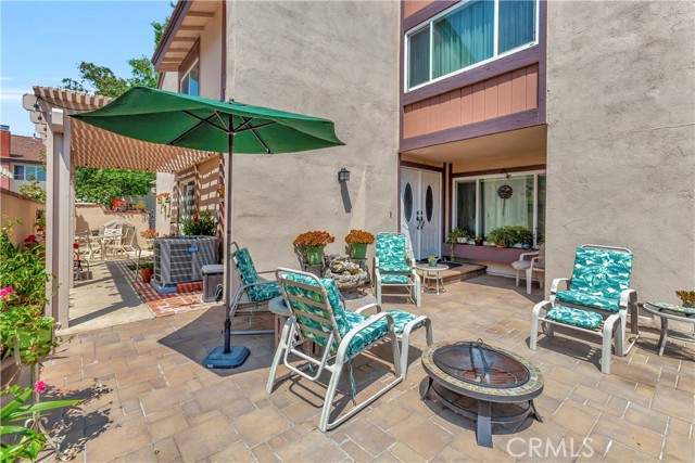 Detail Gallery Image 2 of 33 For 313 El Camino Ln, Placentia,  CA 92870 - 4 Beds | 2/1 Baths