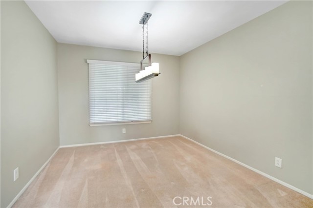 275 Burnett Avenue photo 6