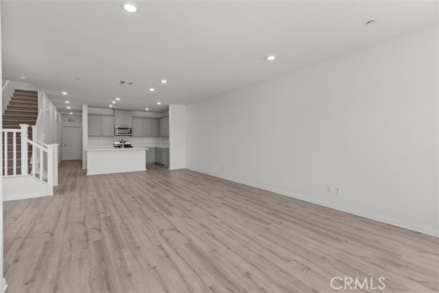 4279 S Hermosa Paseo, Ontario CA: https://media.crmls.org/medias/fb821a53-f3e8-42f8-b0c2-fe874aef6b47.jpg