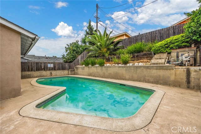 pool and detached garage..could make a great ADU, Casita, or Cabana?