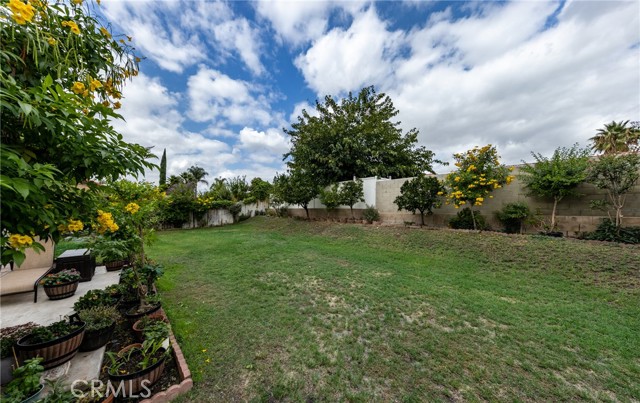 Detail Gallery Image 27 of 27 For 1228 W Woodcrest Street, Bloomington,  CA 92316 - 5 Beds | 2/1 Baths