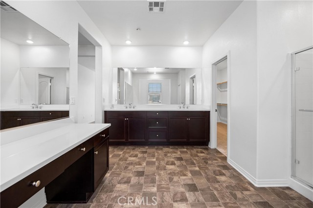 4132 S Canal Way, Ontario CA: https://media.crmls.org/medias/fb82a666-1779-4f67-8544-033d8120f209.jpg