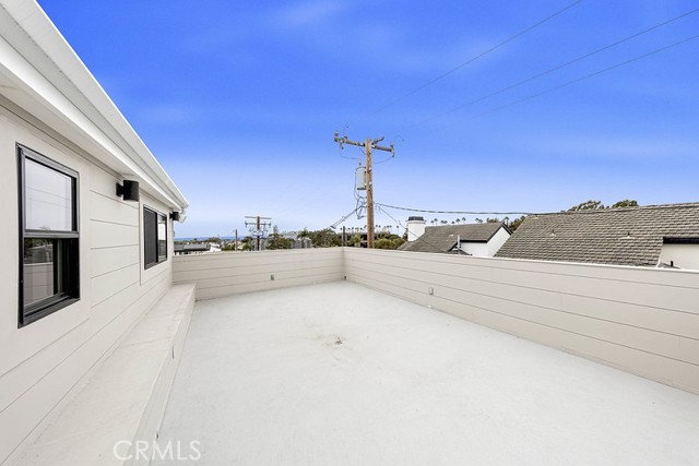 Detail Gallery Image 18 of 18 For 603 1/2 Iris Ave, Newport Beach,  CA 92625 - 2 Beds | 3 Baths