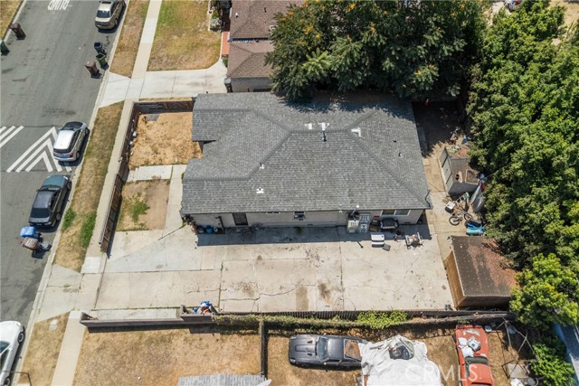 Detail Gallery Image 4 of 43 For 2001 N Salinas Ave, Los Angeles,  CA 90059 - 4 Beds | 2 Baths