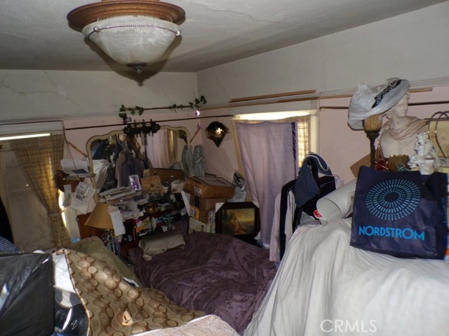515 S Coronado Street, Los Angeles CA: https://media.crmls.org/medias/fb85e239-4b13-4ba8-93c8-d63994668405.jpg