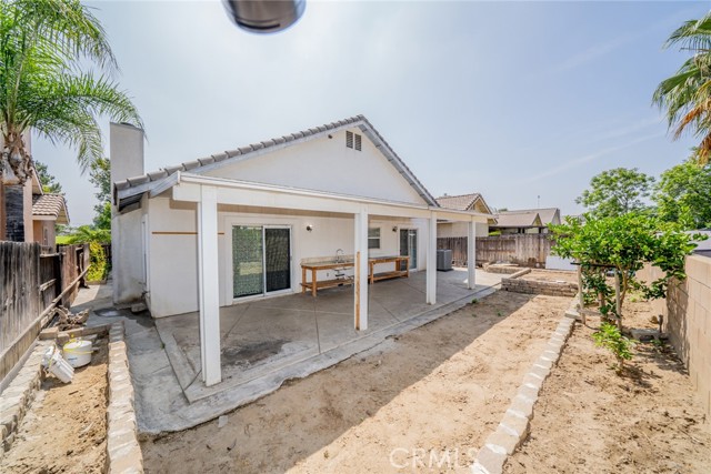 7404 Marshall Court, Highland CA: https://media.crmls.org/medias/fb8684ee-456a-46bd-8dcc-1b77521cfc73.jpg