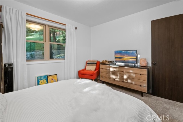 Detail Gallery Image 15 of 35 For 1021 Berne Dr, Crestline,  CA 92325 - 4 Beds | 3 Baths