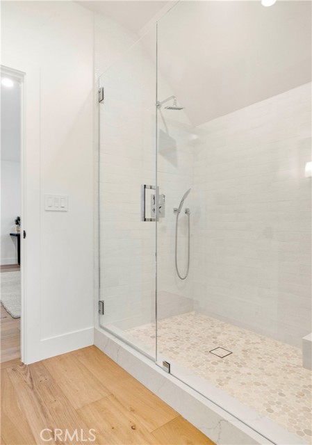 Detail Gallery Image 33 of 46 For 1759 Glenneyre St, Laguna Beach,  CA 92651 - 5 Beds | 5/1 Baths