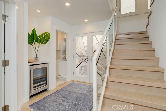 320 23rd Street, Manhattan Beach, California 90266, 3 Bedrooms Bedrooms, ,Residential,Sold,23rd,SB21207459