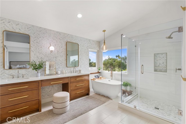 Detail Gallery Image 2 of 68 For 2 Sun Terrace, Laguna Niguel,  CA 92677 - 5 Beds | 3 Baths